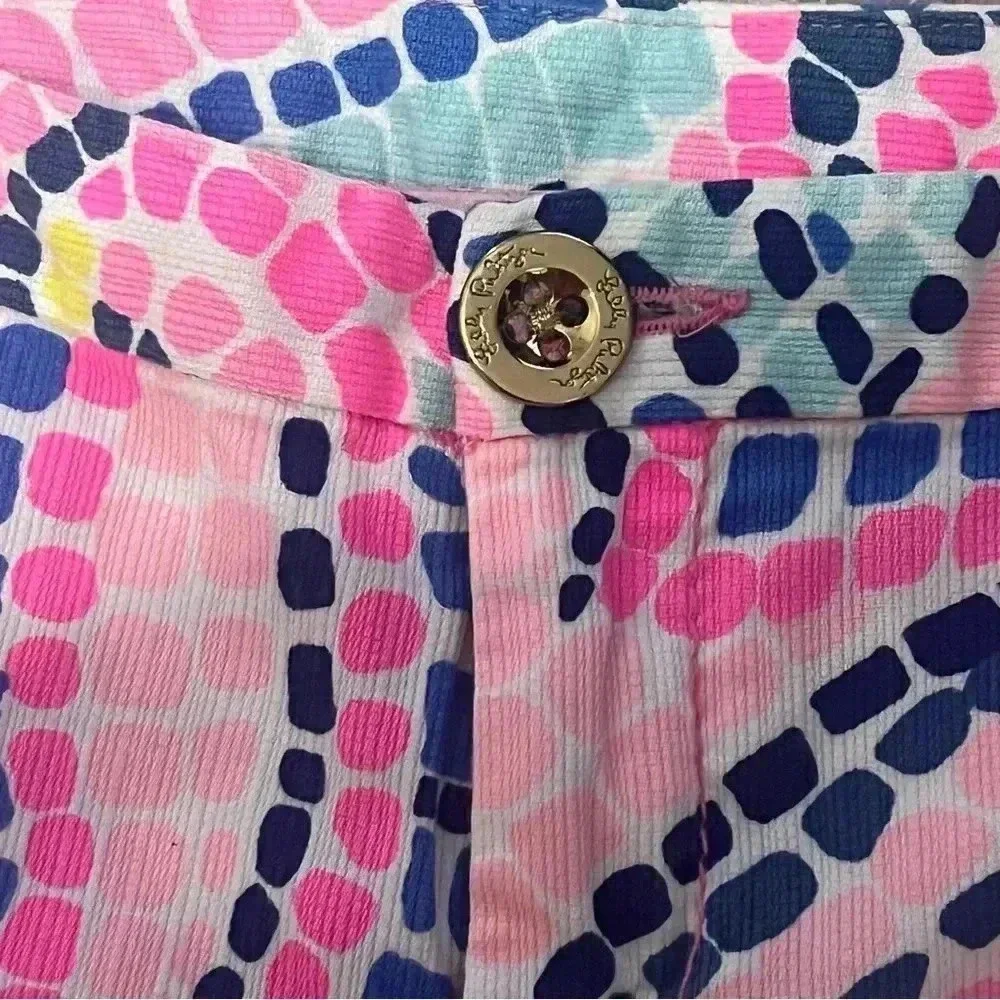 Lilly Pulitzer Adie Shorts in Tile Wave | Cotton Button | Colorful | Size 00